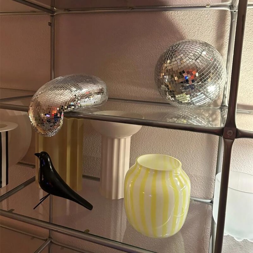 Reflective Melting Disco Ball  - Interior Design Minimalist ulasan dan harga